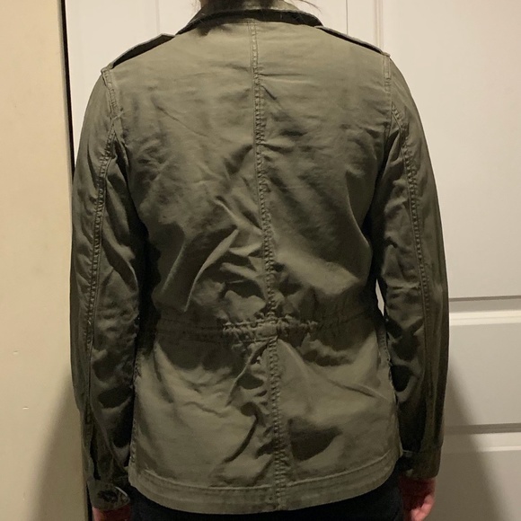 Olive green jacket - Picture 4 of 4